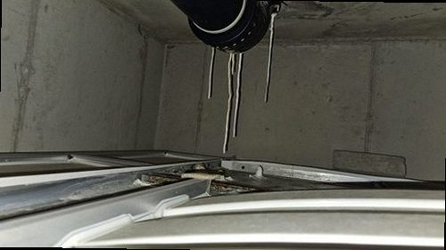 제물포구 누수탐지 수도계량기와 배관 압력 게이지를 확인하는 누수 점검 과정