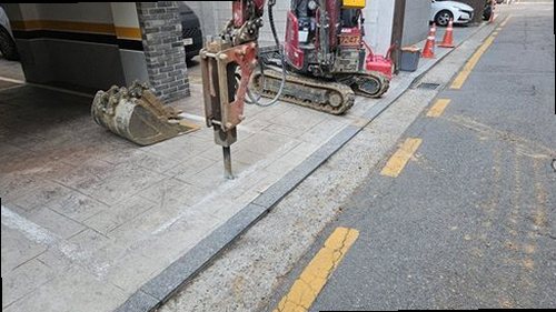 영등포구 누수탐지 벽과 천장에 나타난 누수 흔적 및 수분 측정 과정