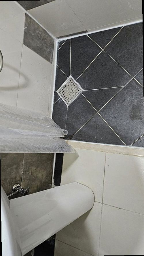 노원구 누수탐지 욕실 천장 누수 흔적과 현장 점검 모습