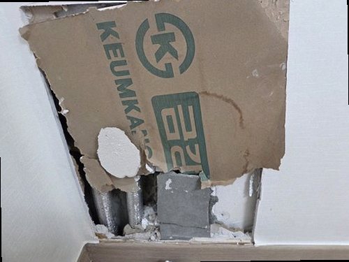 과천 누수탐지 배관 보수 후 압력 검사를 진행하는 현장