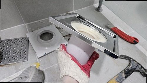 서대문구 누수탐지 누수 위치를 확인하기 위한 압력 게이지와 탐지 장비