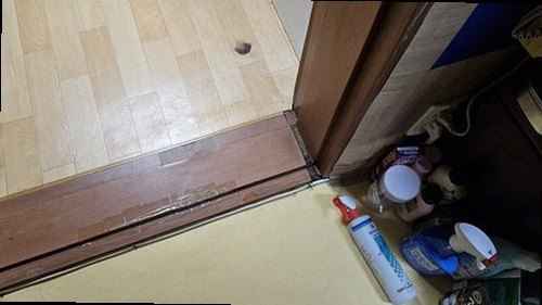 서대문구 누수탐지 수도계량기 별침과 누수 점검 장비를 비교하는 현장 모습
