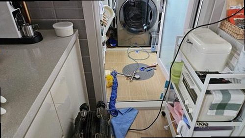 평택 누수탐지 수도계량기와 누수 점검 과정을 보여주는 이미지