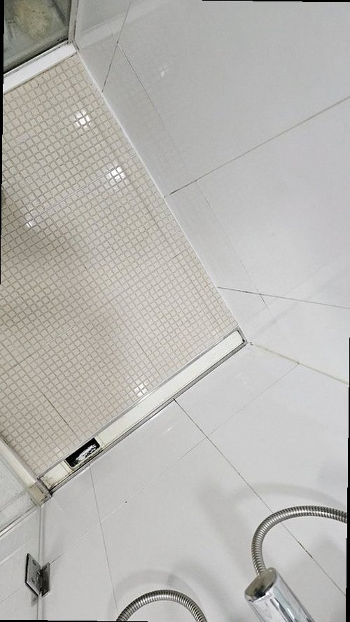 서울 강서구 누수탐지 욕실 천장 누수 흔적과 수도계량기 별침 확인 모습