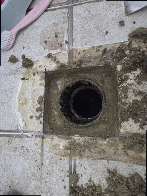 영통구 누수탐지 욕실 벽면 물자국과 누수 점검 현장
