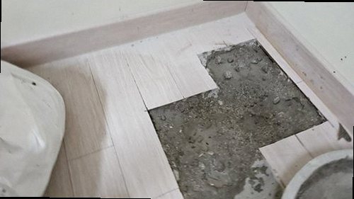 부산 북구 누수탐지 수도계량기와 배관 상태를 확인하는 현장 점검