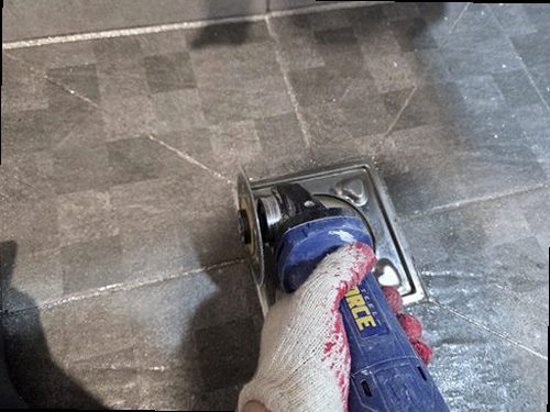 연천 누수탐지 수도계량기 별침과 실내 밸브를 확인하는 현장