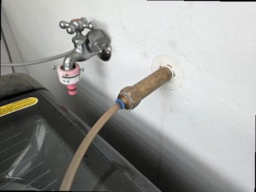 대덕구 누수탐지 주택 내부 배관 구조와 누수 발생 위치를 설명하는 단면도