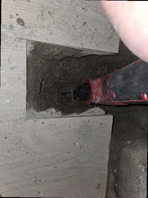 대덕구 누수탐지 천장 얼룩과 벽면 습기를 확인하는 누수 현장