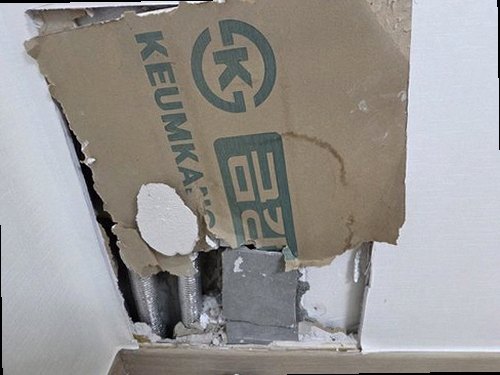 부평구 누수탐지 배관 압력 검사와 누수 위치 확인을 진행하는 현장